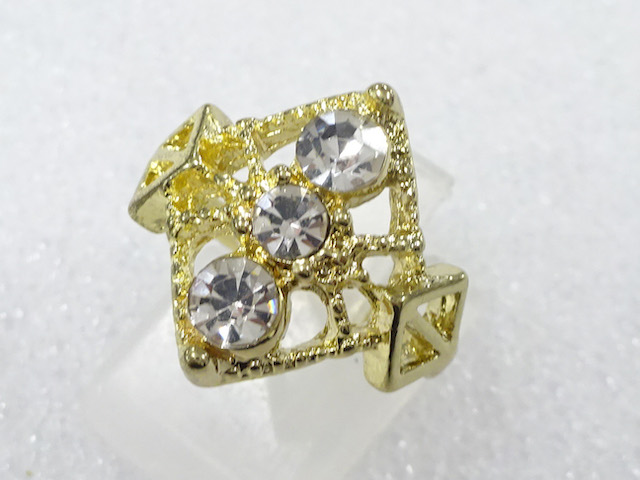 クリスタル　指輪(10号)